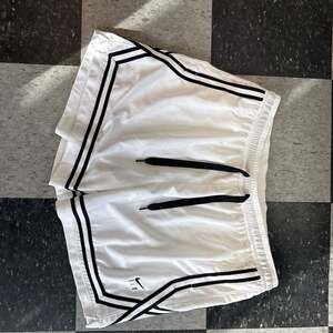 Nike Fly Crossover Loose Fit Women's Basketball Shorts White DH7325-100